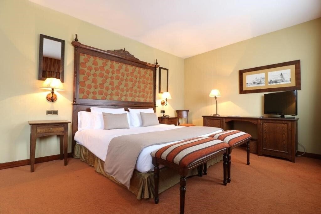 Фото RVHotels Tuca 4*