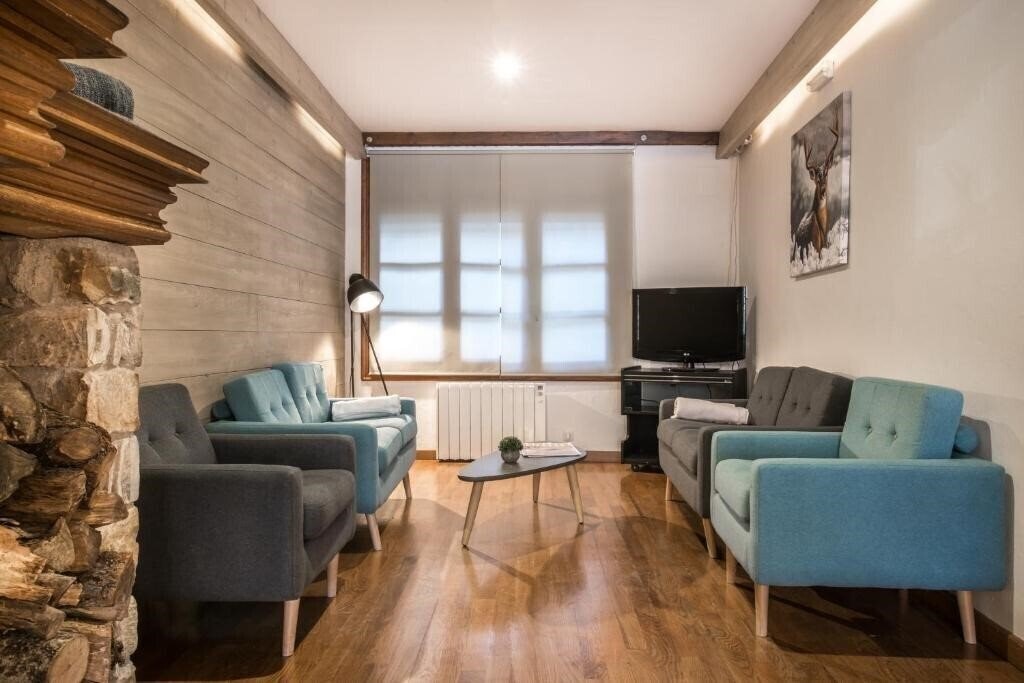 Картинка Apartamentos SNO Mont Romies Salardu 2*