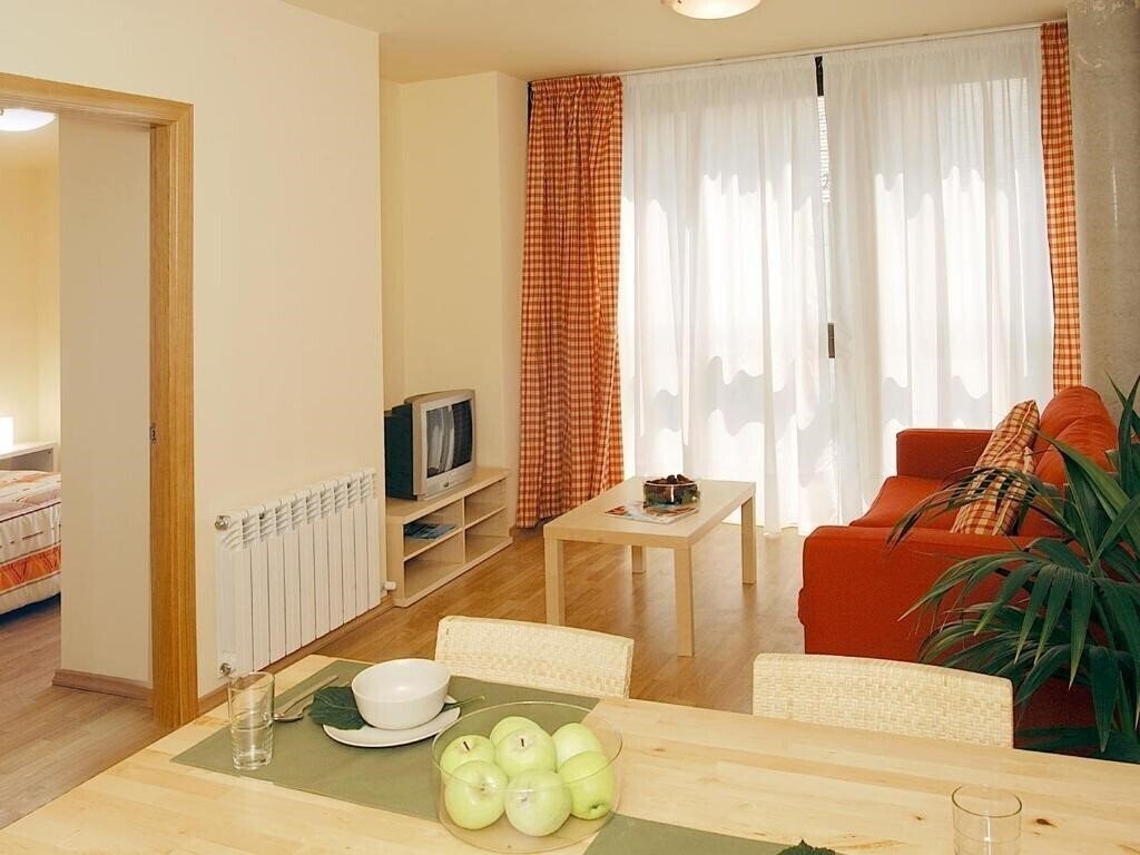 Изображение Aparthotel Nou Vielha 3*