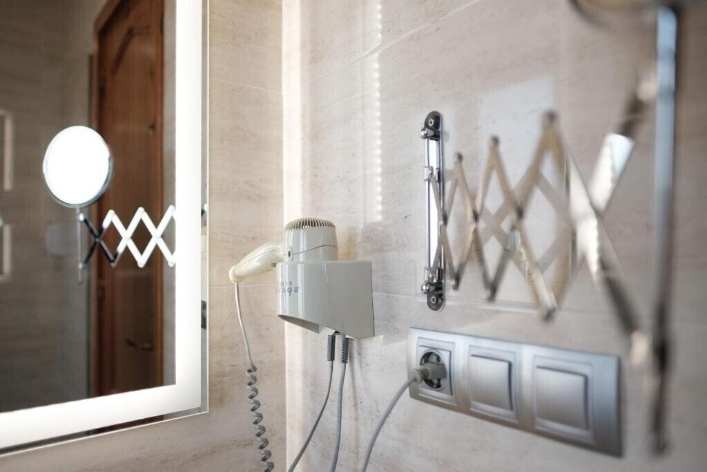 Фотографія Apartamentos San Pedro La Iruela 2*