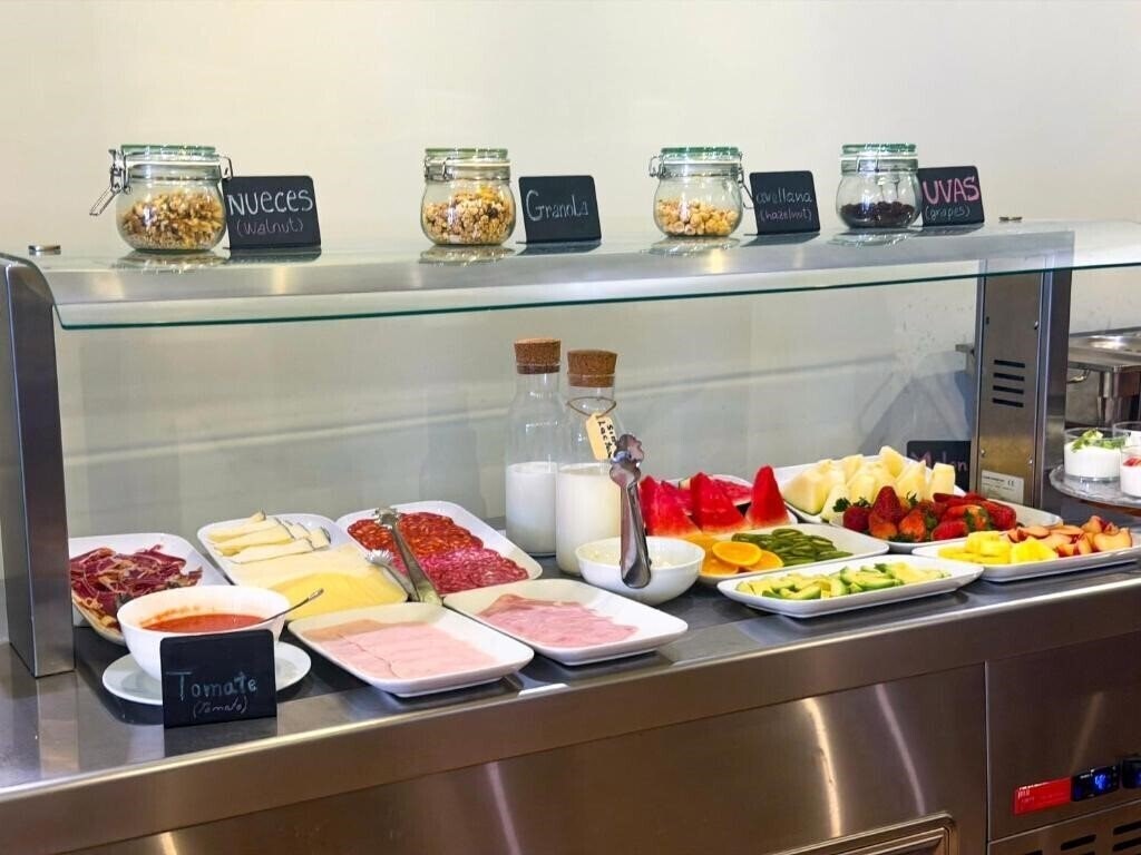 Изображение Hotel Pathos Gijon by Faranda Express 3*