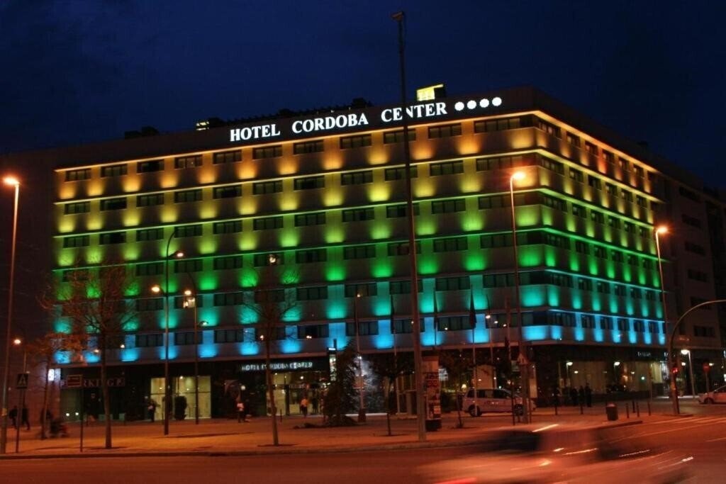 Готель Cordoba Center 3*