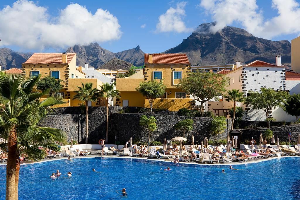 Отель Gf Isabel Hotel 4*