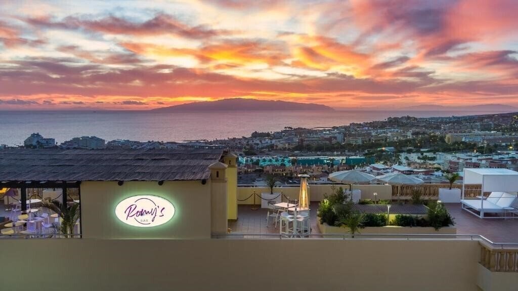 Зображення Ramada Residences by Wyndham Costa Adeje (ex. Clc Paradise) 4*