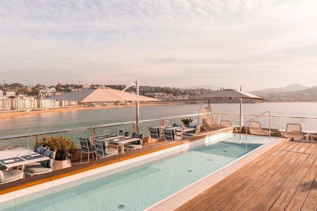 Картинка Lasala Plaza Hotel 4*