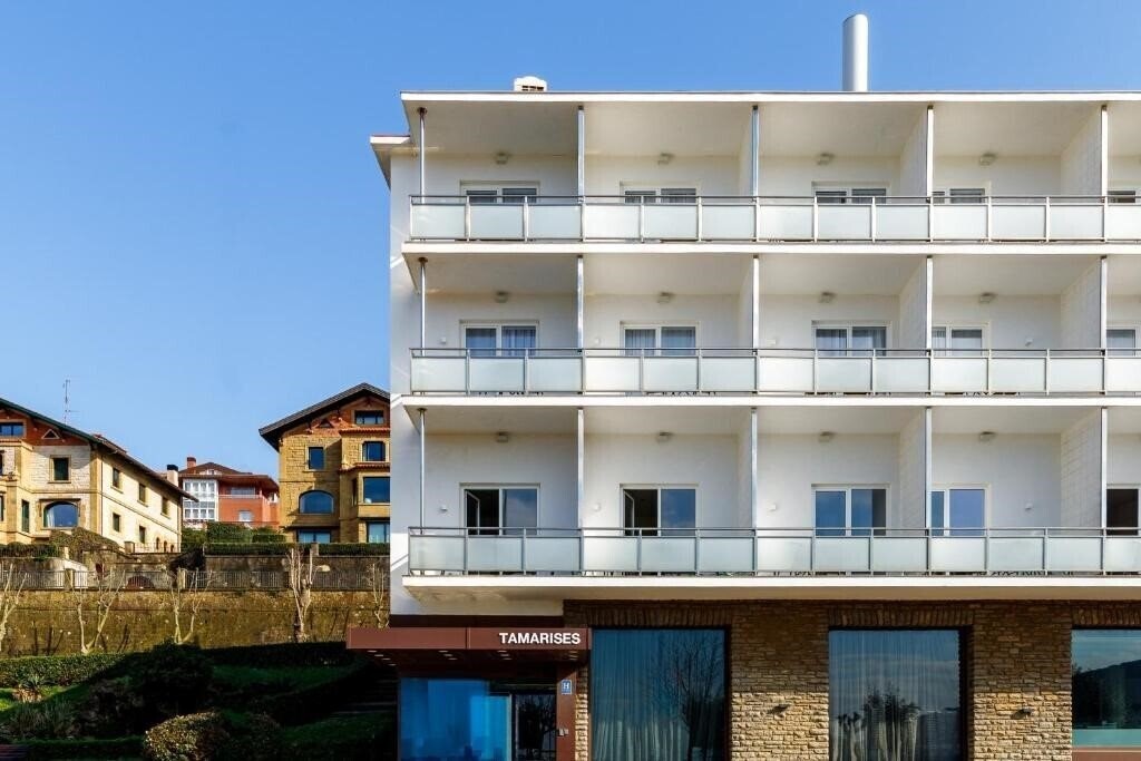 Картинка Petit Palace Tamarises Getxo 3*