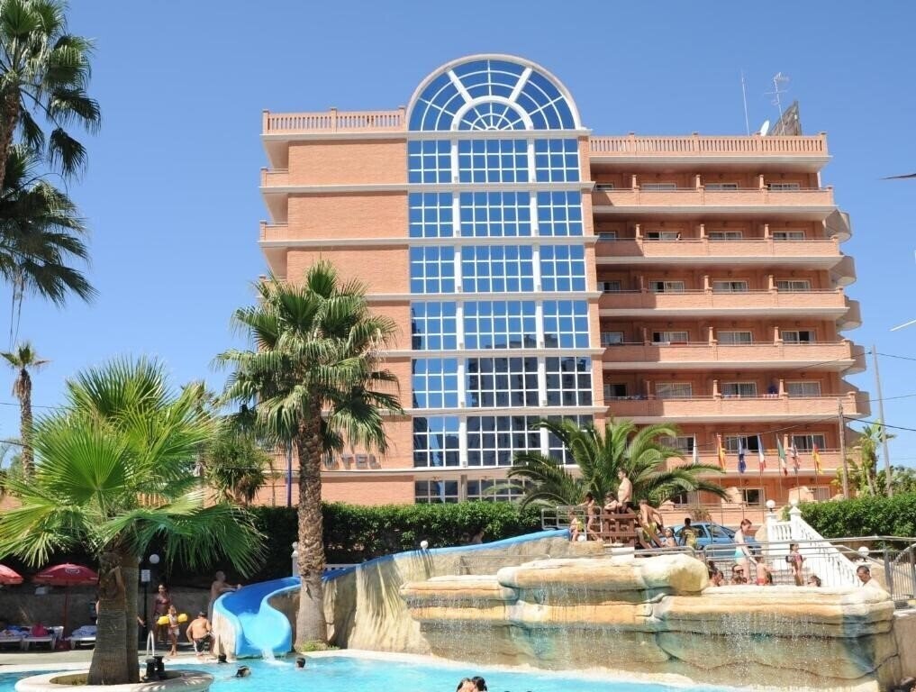 Отель Tropic Relax 3*