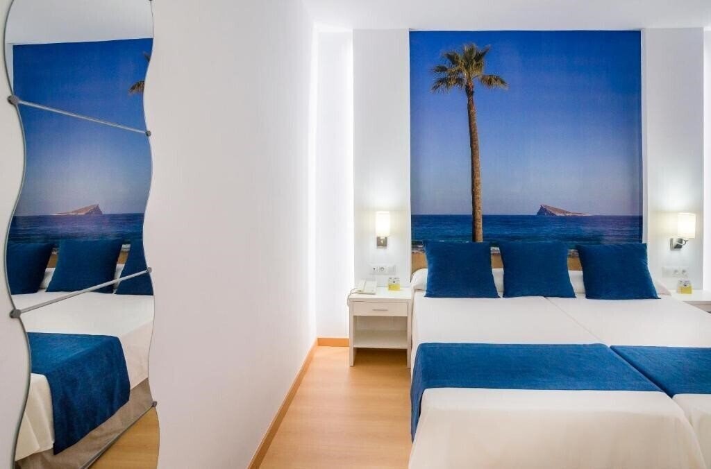 Изображение Avenida Hotel 4*