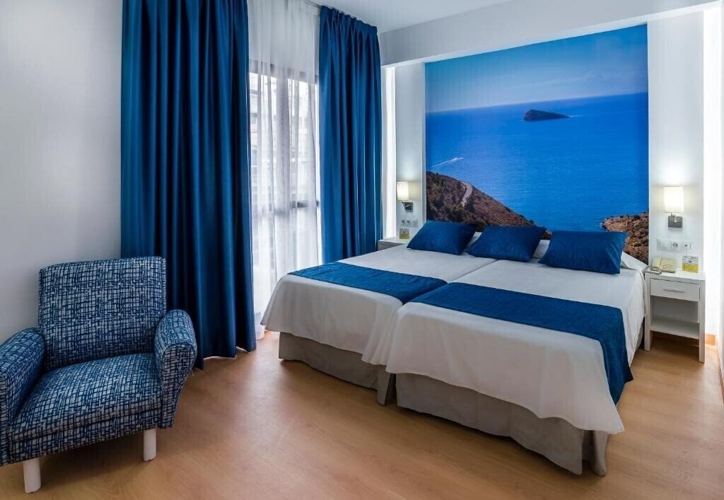 Картинка Avenida Hotel 4*