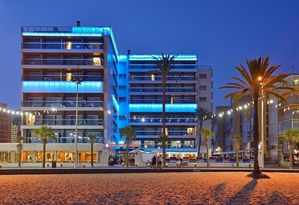 Готель Sol Costablanca 4*