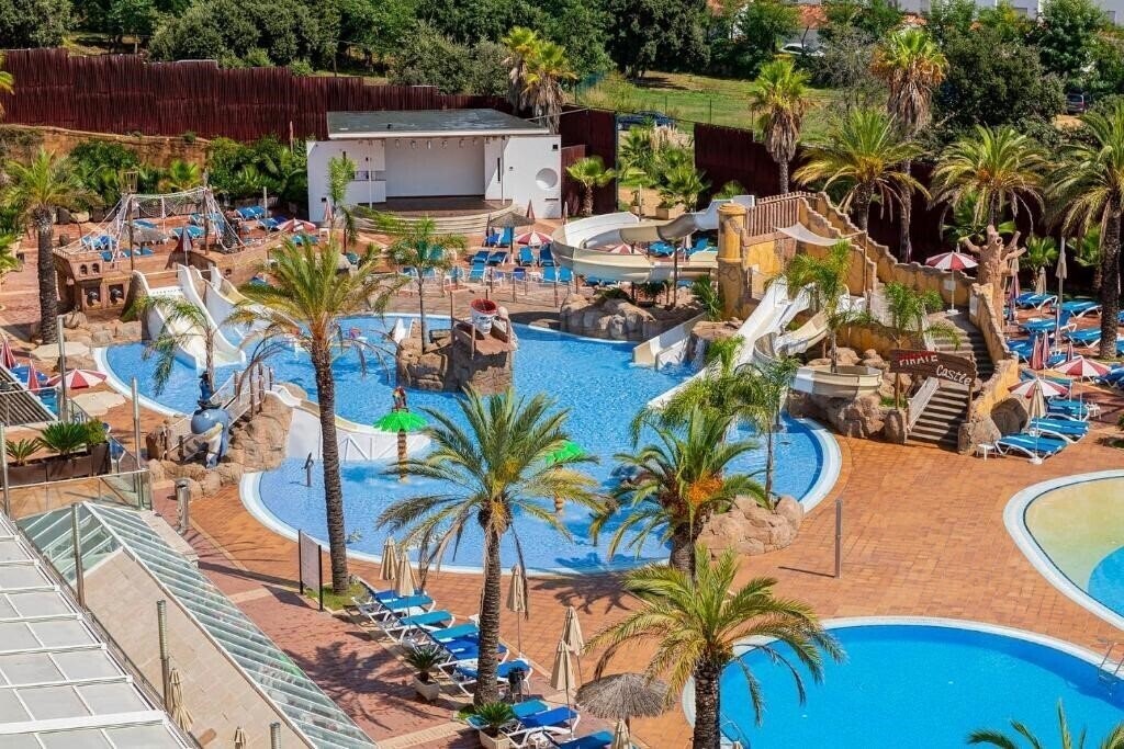 Готель Costa Encantada Aparthotel 4*