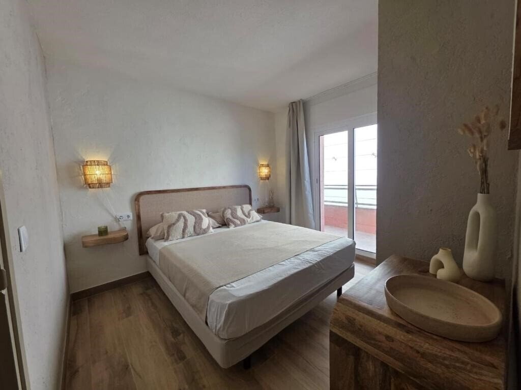 Изображение Apartments Salles Beach 3*