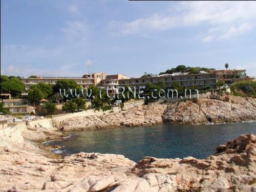 Готель Eden Roc 3*