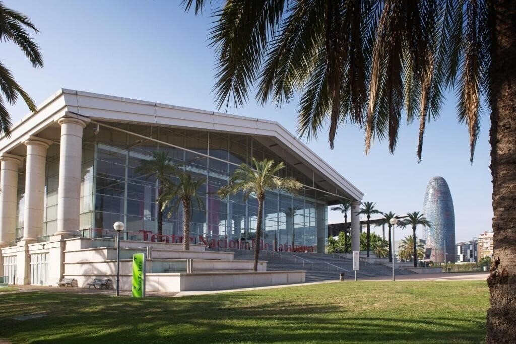 Картинка Capri By Fraser Barcelona 4*