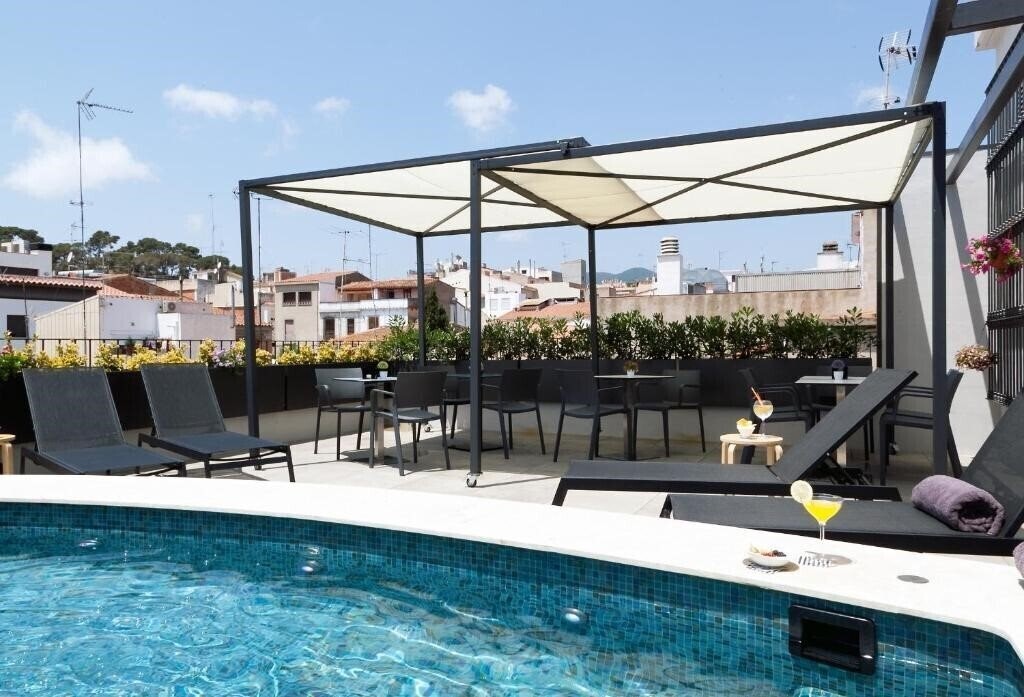 Отель Vila Arenys Hotel 4*