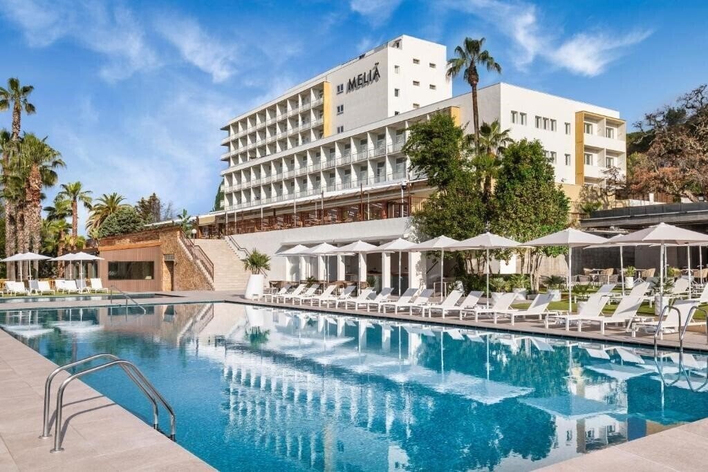 Готель Gran Hotel Monterrey 5*