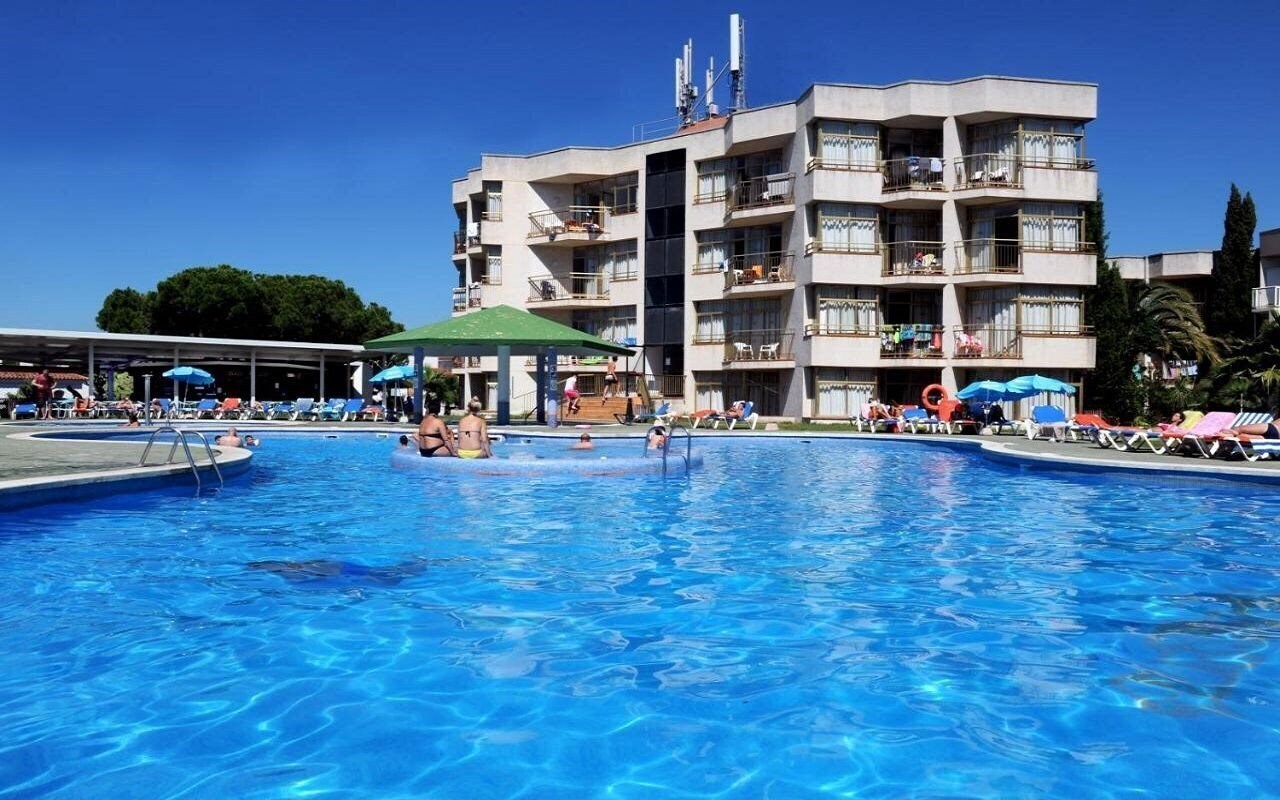 Отель Apartamentos Bolero 3*