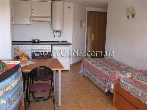 Картинка Blanco y Negro Apt. апартаменты