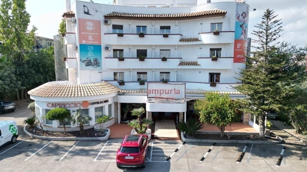 Фотография Ampuria Inn 3*