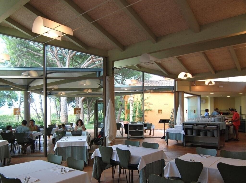 Картинка Aparthotel Ciutat de Palol 4*