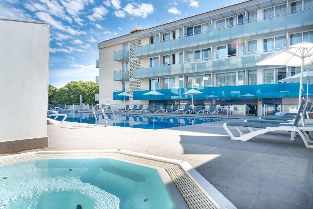 Картинка Ona Palamos Aparthotel 3*