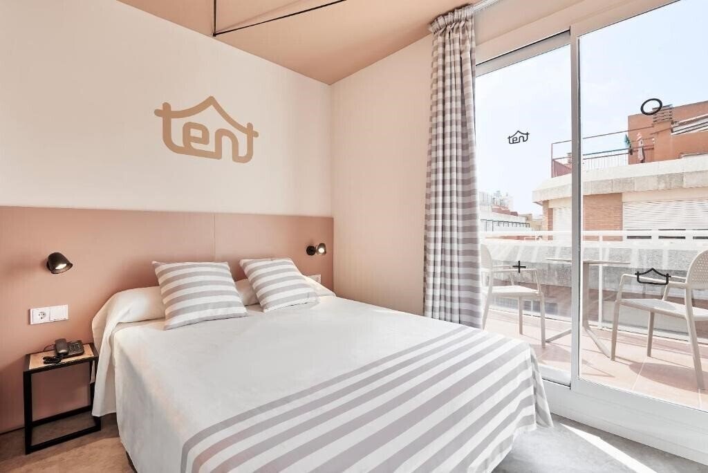 Изображение Tent 2*