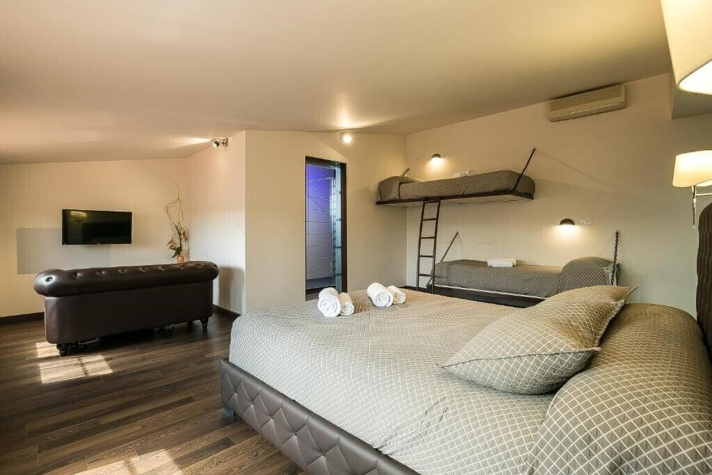 Фотография Hotel Montmar 3*