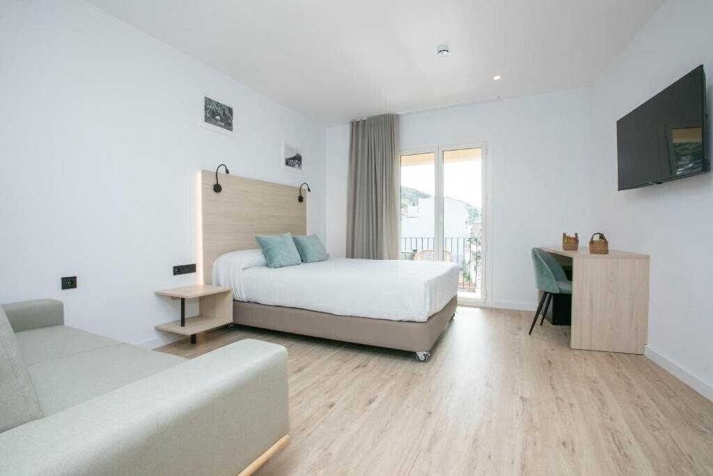 Готель Hotel Coral Boutique (ex. Evenia Coral Boutique) 4*