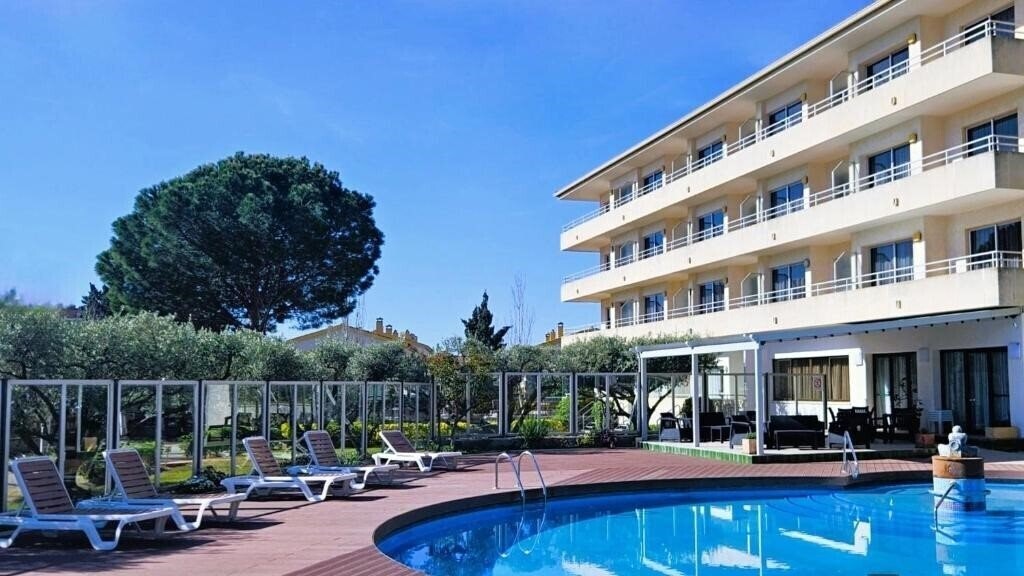 Зображення Apartamentos La Masia 2*