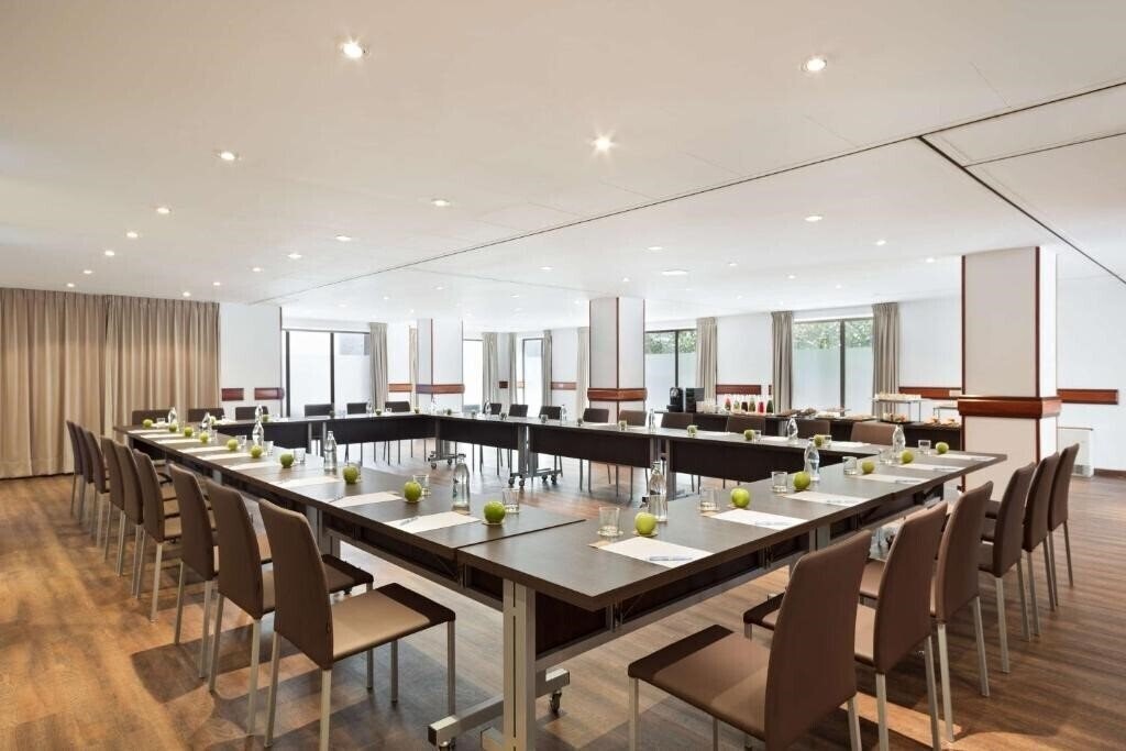 Фотография Best Western Premier CMC Girona 4*