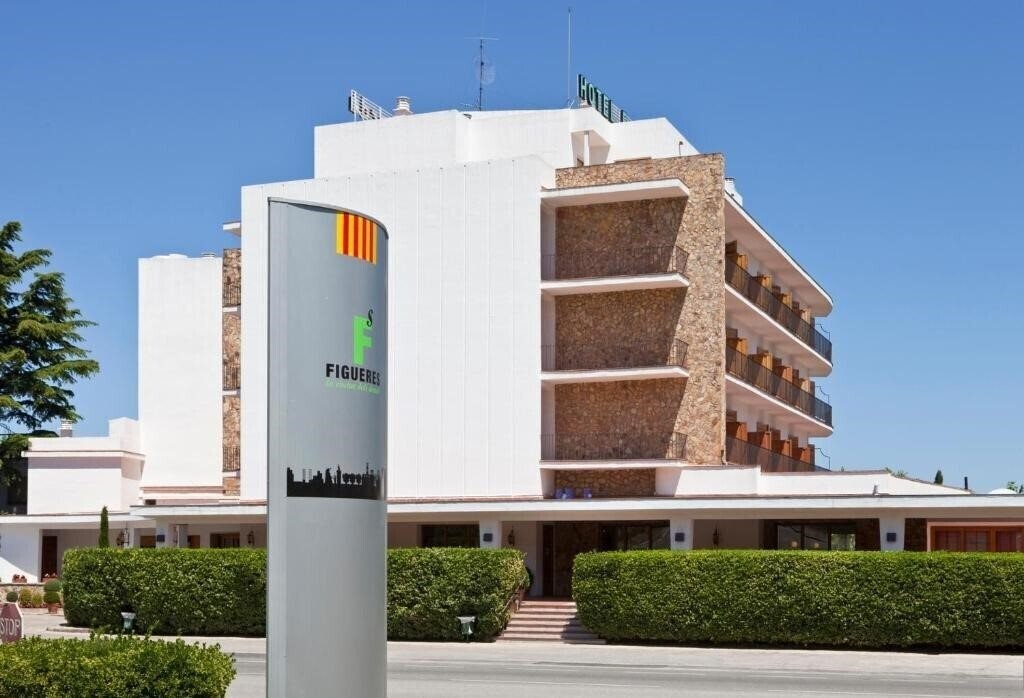Готель Hotel Emporda 4*