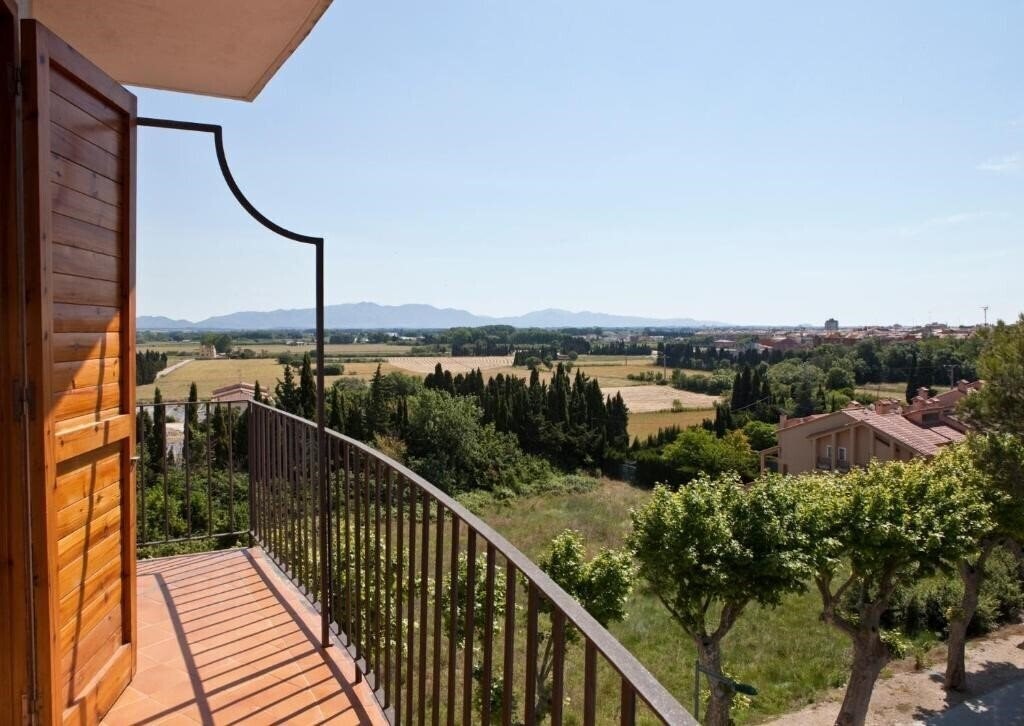 Фотографія Hotel Emporda 4*