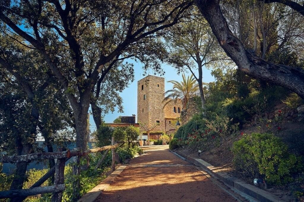 Изображение Castell d'Emporda 4*