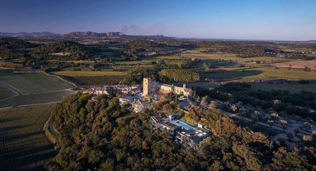 Фото Castell d'Emporda 4*