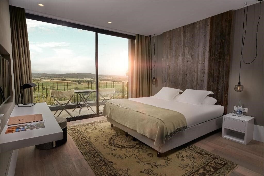 Фотография Castell d'Emporda 4*
