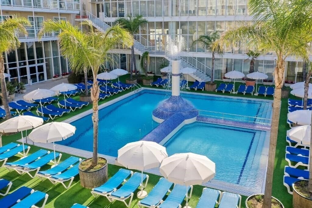 Фото H.Top Platja Park - Platja D Aro 4*