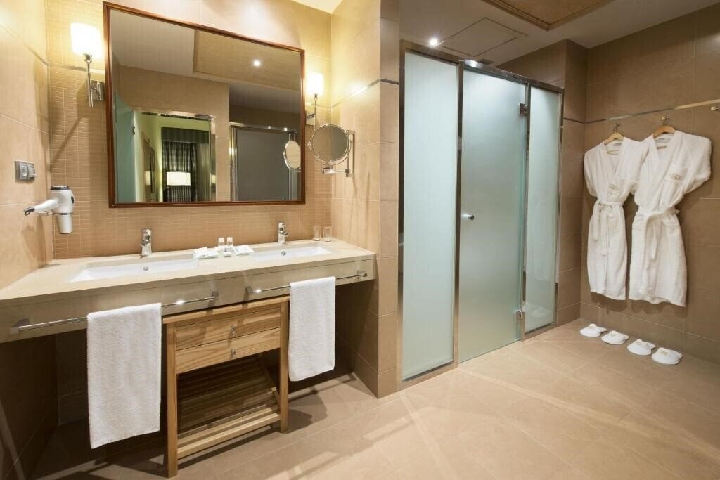 Фотографія Elba Almeria Business & Convention Hotel 4*