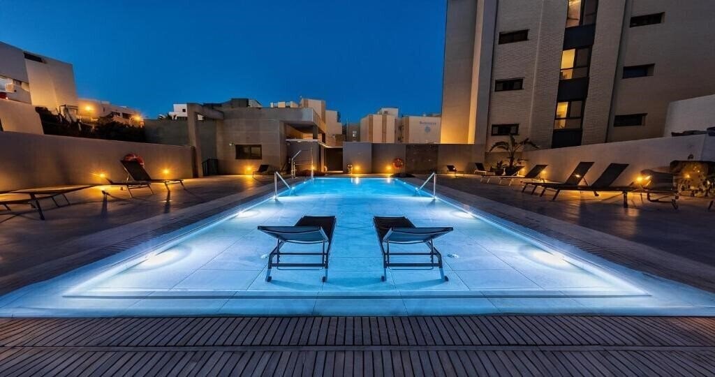 Отель Hotel Vertice Indalo Almeria 4*