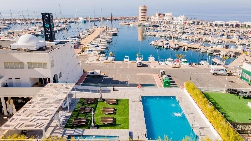 Фотографія Moon Hotel & Spa 4*