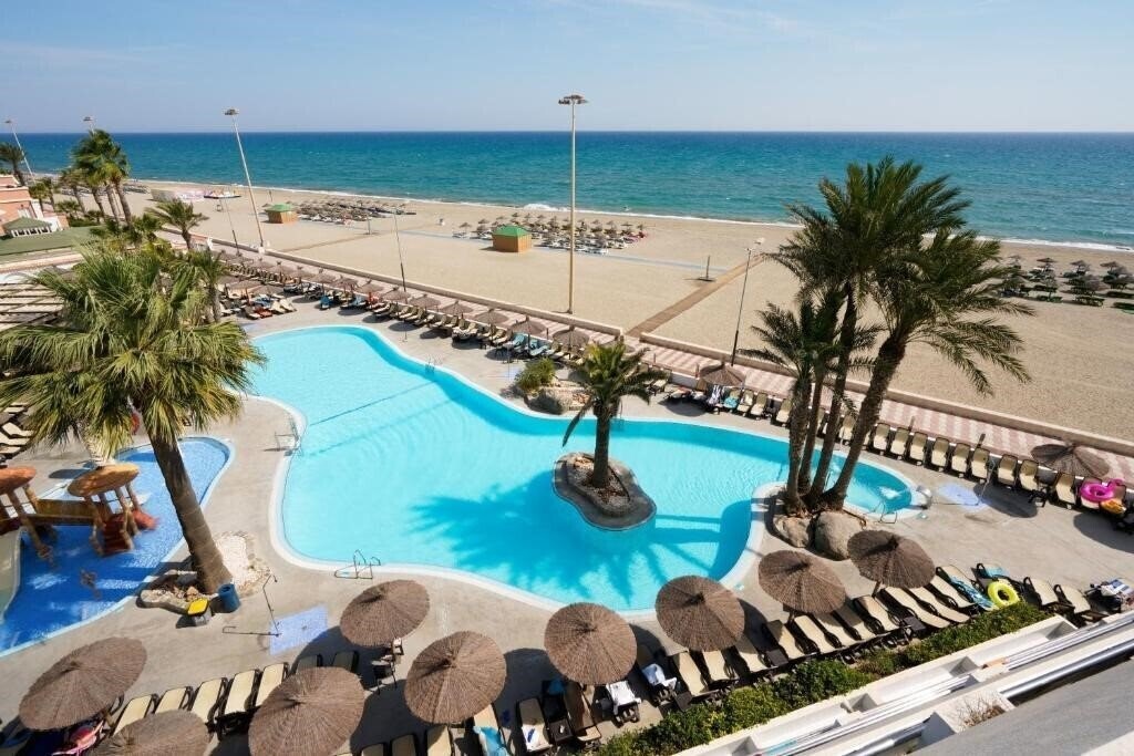 Готель Alua Golf Trinidad 4*