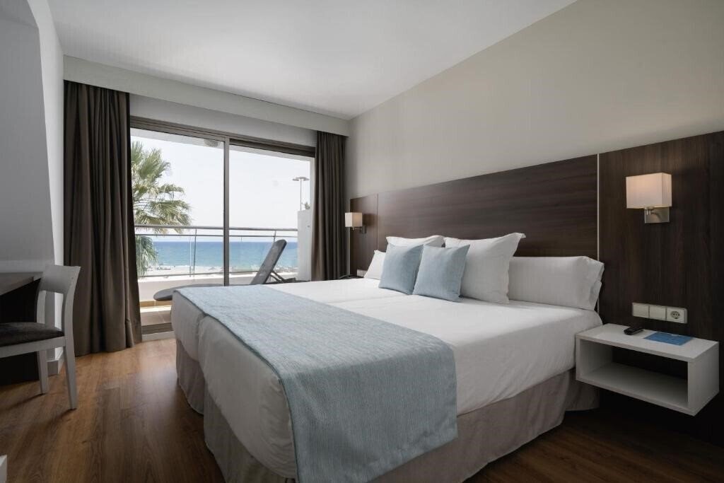 Фотографія Alua Golf Trinidad 4*