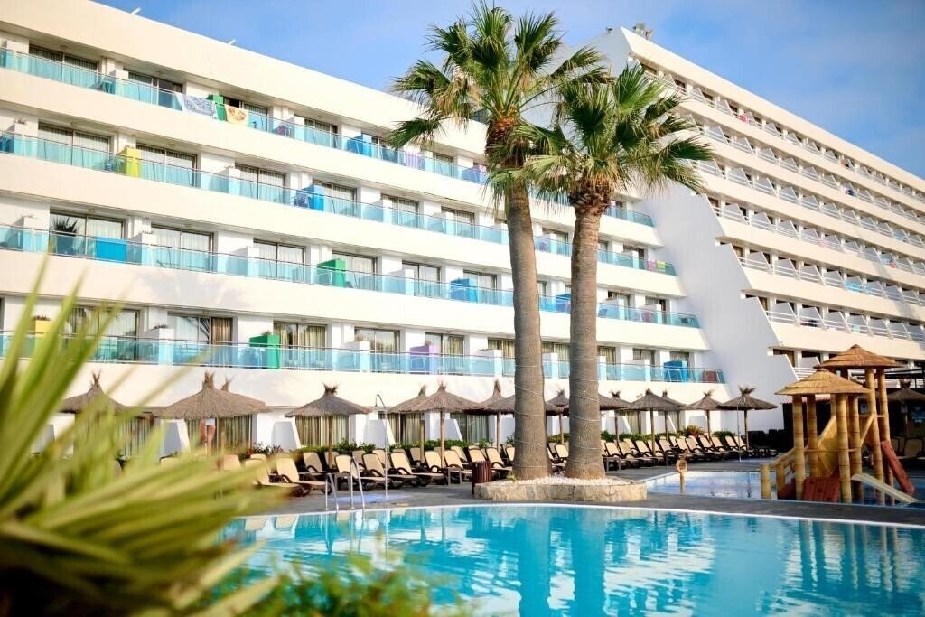 Картинка Alua Golf Trinidad 4*