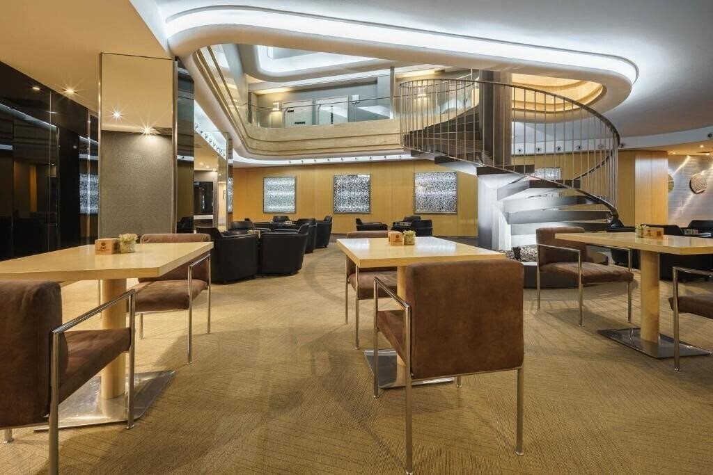 Картинка Ac Hotel Almeria by Marriott 4*