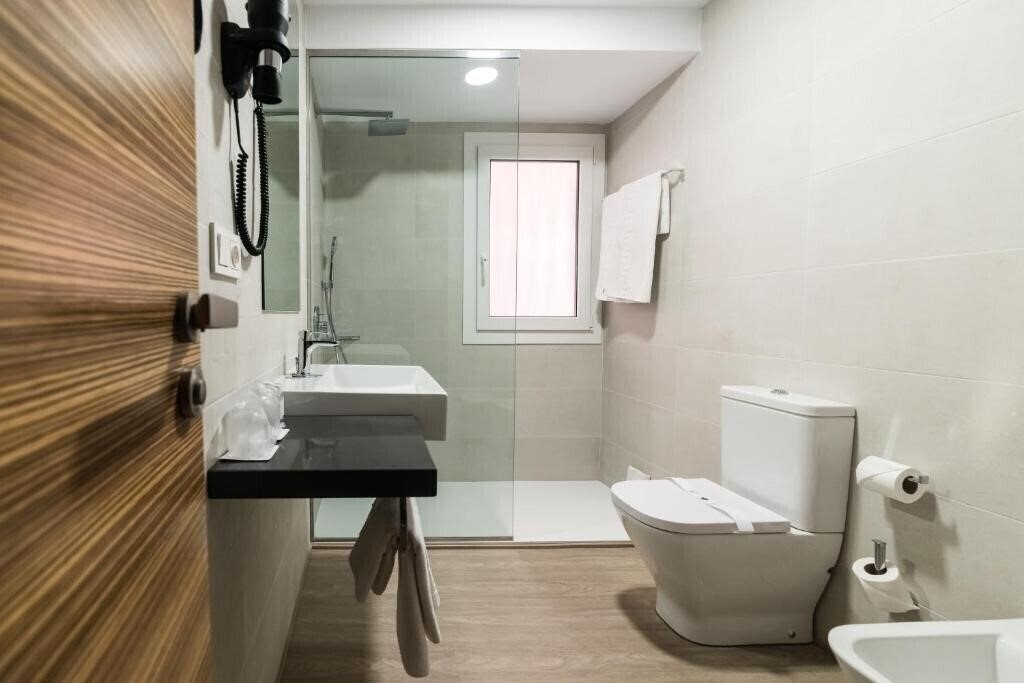 Фотографія Torreluz Centro Hotel 2*