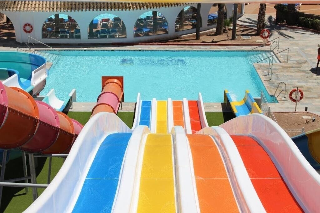 Отель Playasol 4*