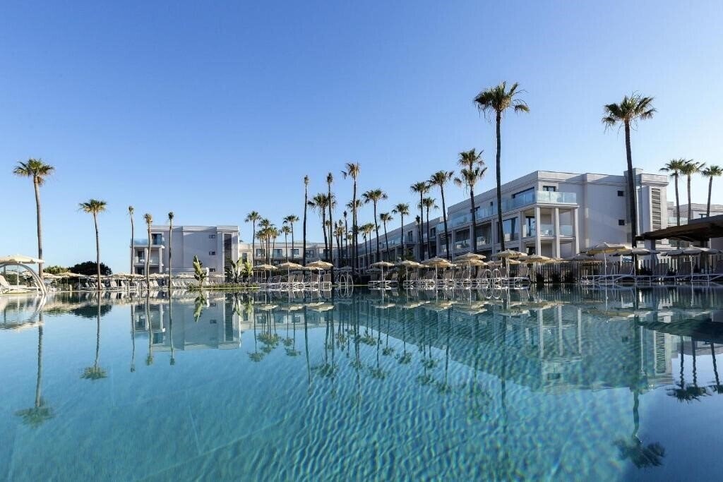 Отель Hipotels Barrosa Park 4*