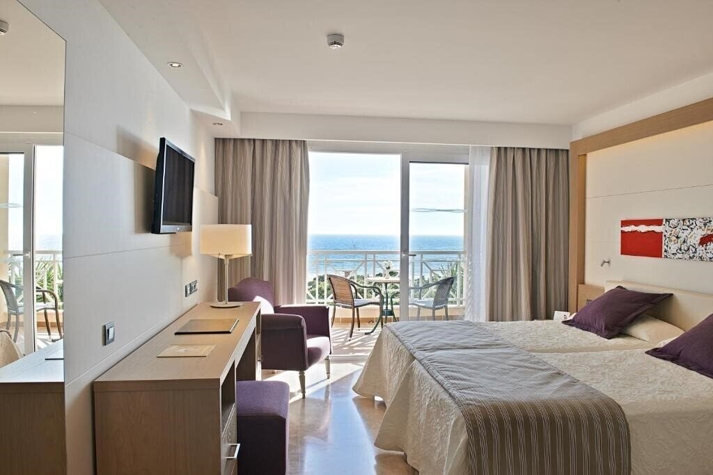 Фото Hipotels Playa La Barrosa 4*