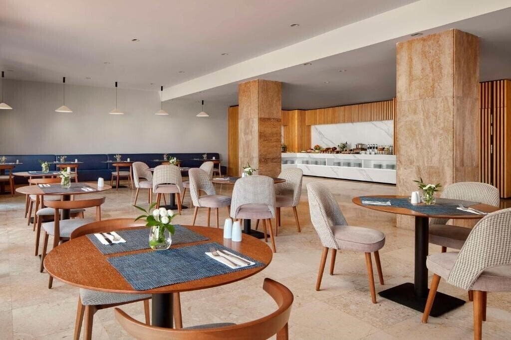 Зображення NH Luz Huelva 4*
