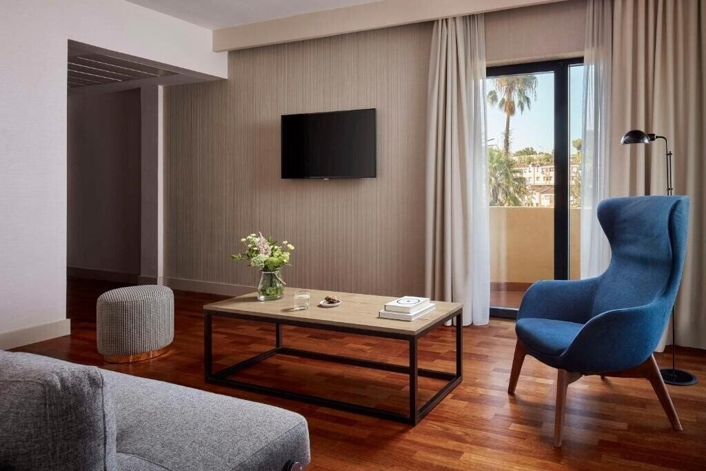 Картинка NH Luz Huelva 4*
