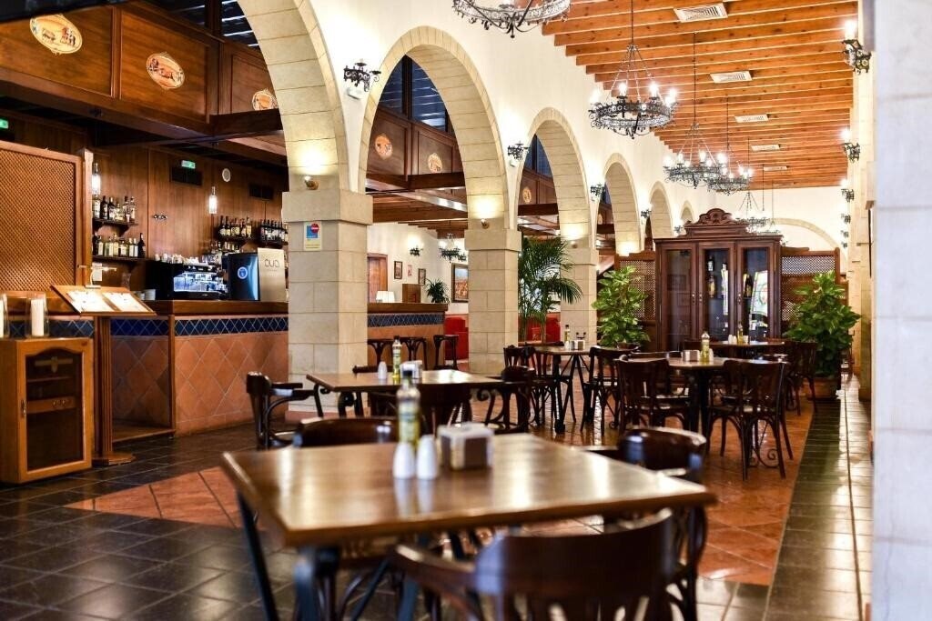 Зображення The Place Bodega Real by ALEGRIA 4*